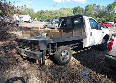 2005 Ford F-250 Xl/Xlt from USA, damaged, VIN 1FTNF21555EA09040